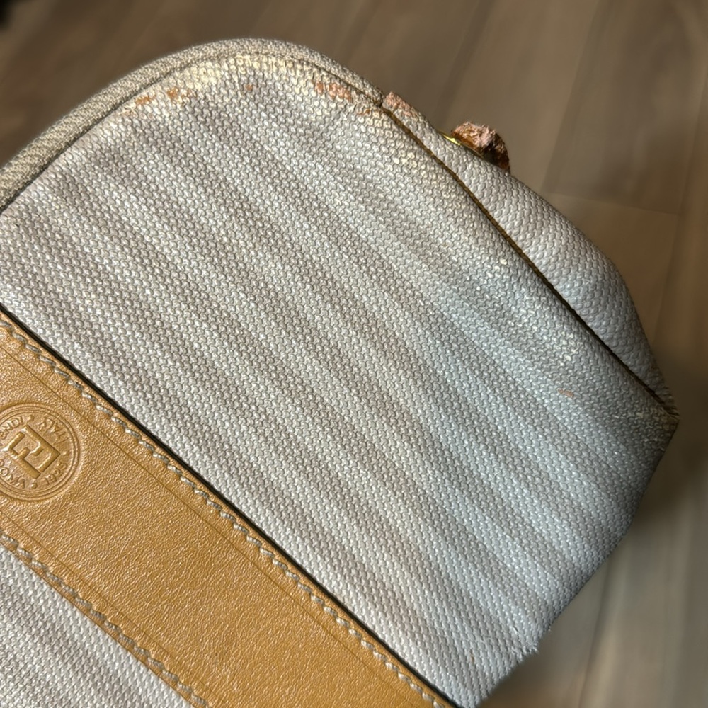 Fendi Vintage Crossbody bag - Picture 5 of 13